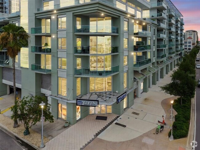 Building Photo - 111 N 12th St Unit 1526 Rental