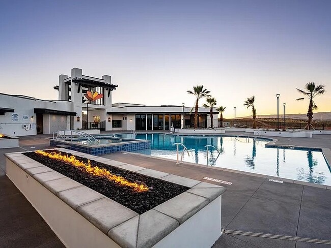 Photo - 5801 S Garnet Dr Unit 7302