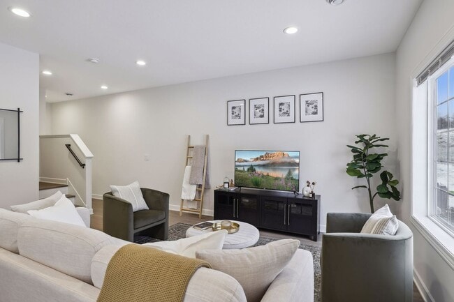 Photo - Model 3 Bedroom Town Home