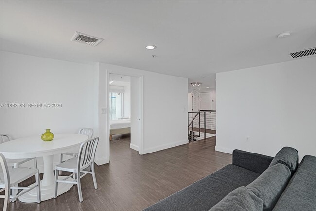 Photo - 7928 East Dr Unit 1808