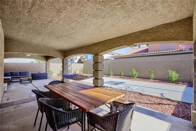 Photo - 9762 Silver Dusk Ct