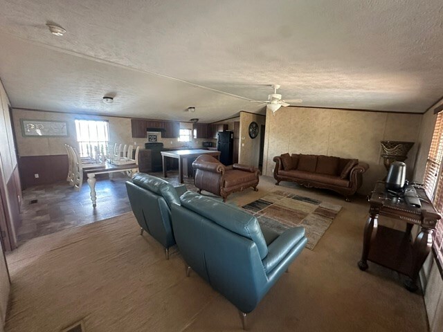 Photo - 1715 N Clendenen Ave