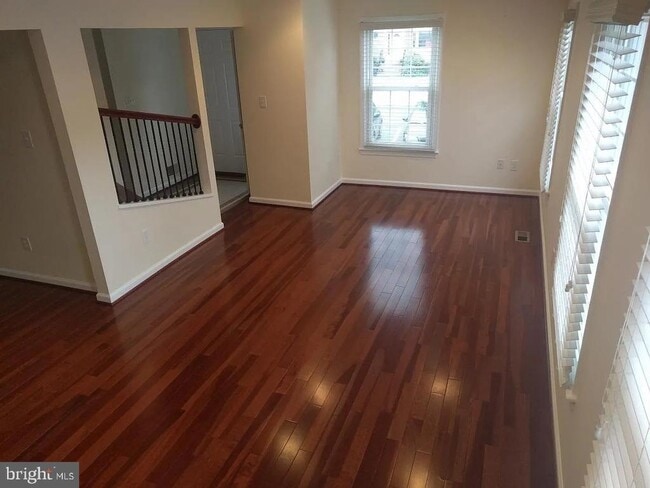 Building Photo - 7108 Pleasant Point Ct