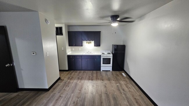 126 Poplar St Unit 4