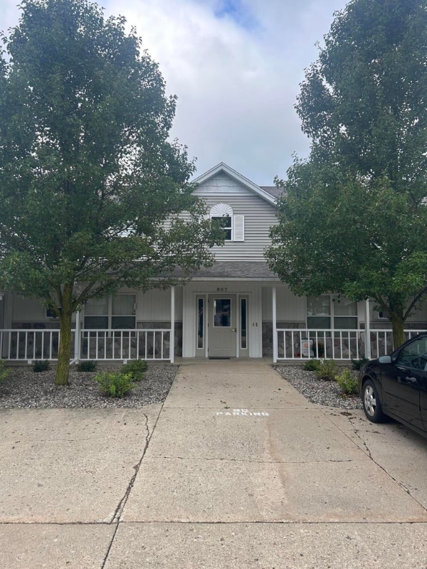 Photo - 607 Trinity Dr Unit #1