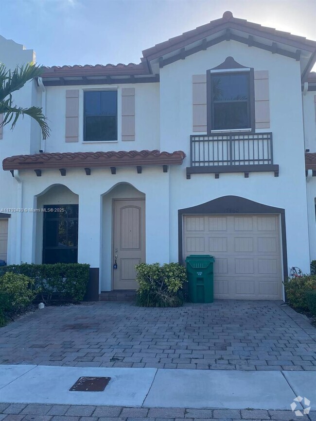 Building Photo - 17460 SW 153rd Ave Rental