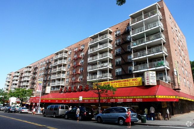 Photo - Park Regent Condominium