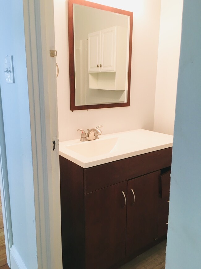 Photo - 19 Scherpa St Unidad E