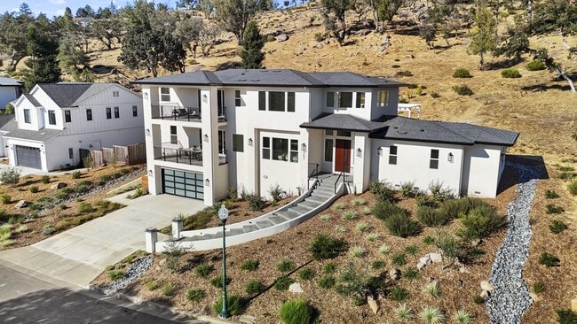 Photo - 3657 Crown Hill Dr