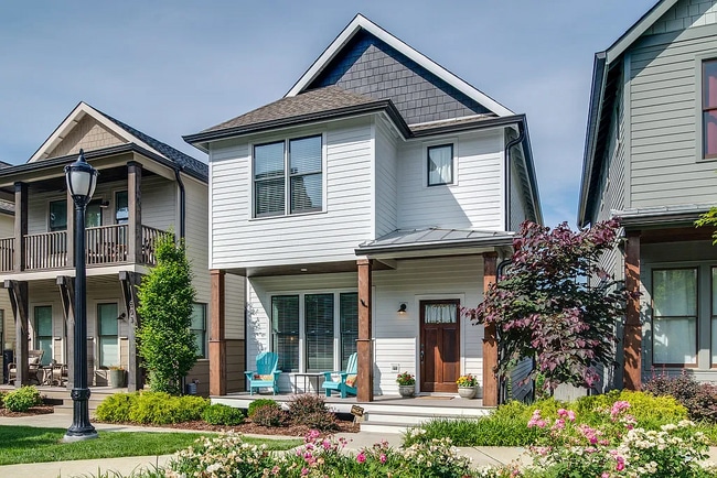 Front exterior - 619 Chesterfield Way