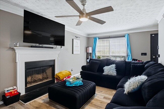 Photo - 1459 Bridgewater Branch