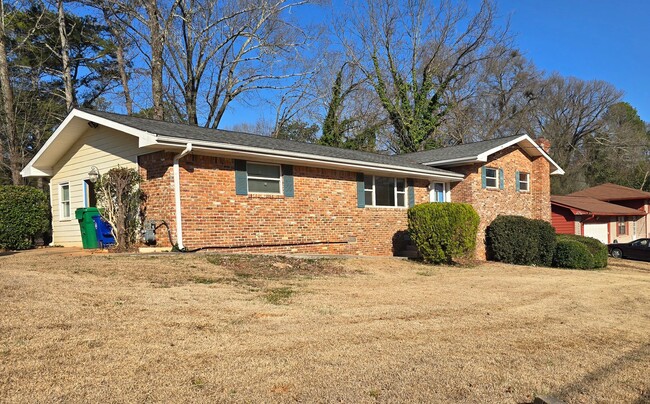 Remodeled 4Bd 3Bath home w Basement - Remodeled 4Bd 3Bath home w Basement