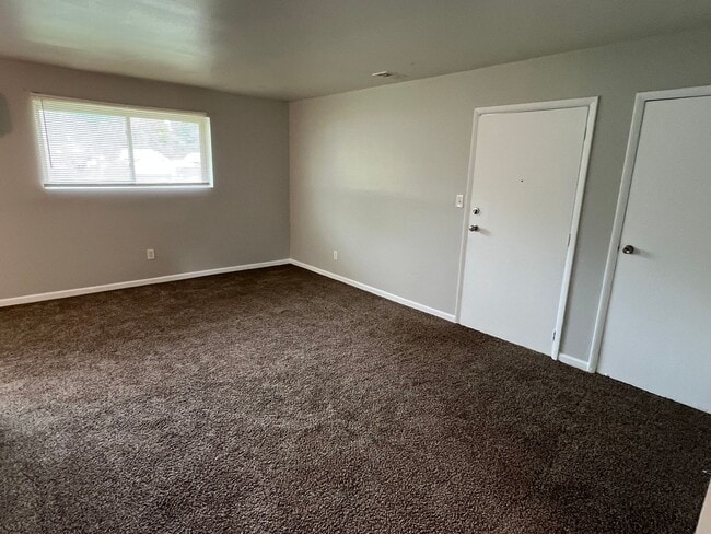 Photo - Warren Park 2 Bedroom Apartment with Balcony Unit 9130 E 10th St- 2