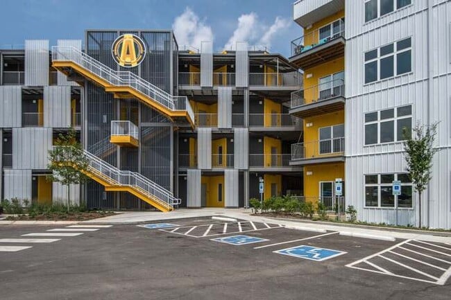 Building Photo - 400 Herron Dr Unit 321 Rental