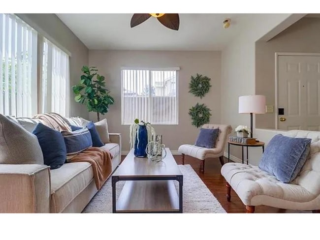 Photo - 5444 Mandarin Cove