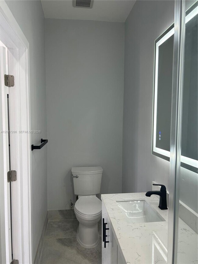 18520 Caribbean Blvd Unidad 0