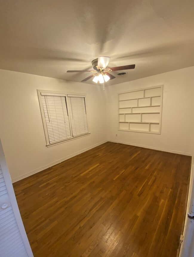 Photo - 310 S Sooner Rd