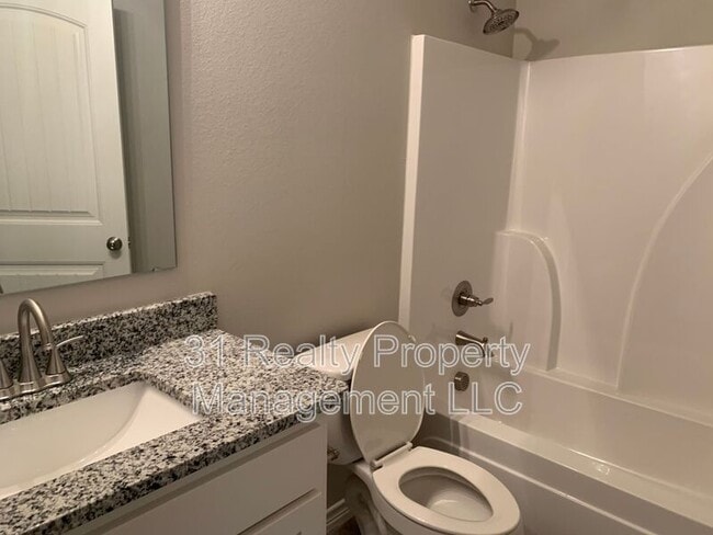 1105 Southridge Ln