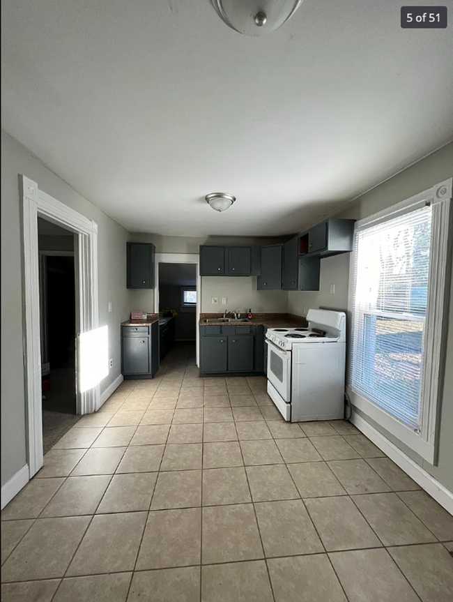 Photo - 339 5th St Apartment