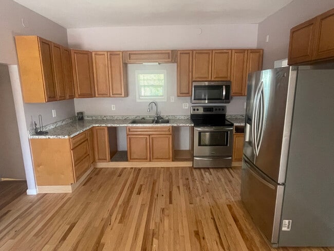 Building Photo - 509 Park Ave Rental