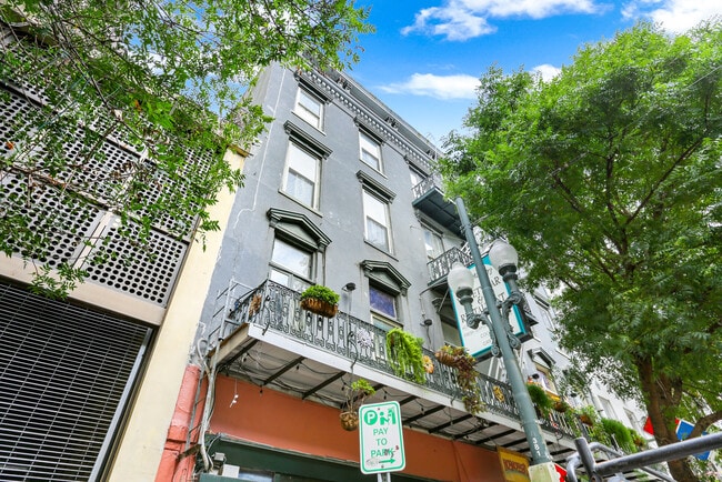 137 Carondelet St Unit 101