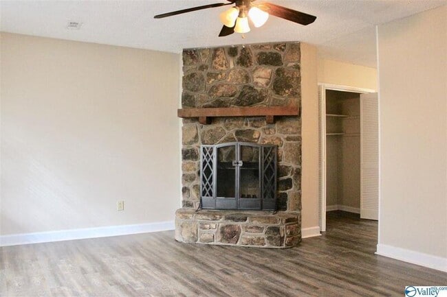 Photo - 13923 Hurstland Dr SW