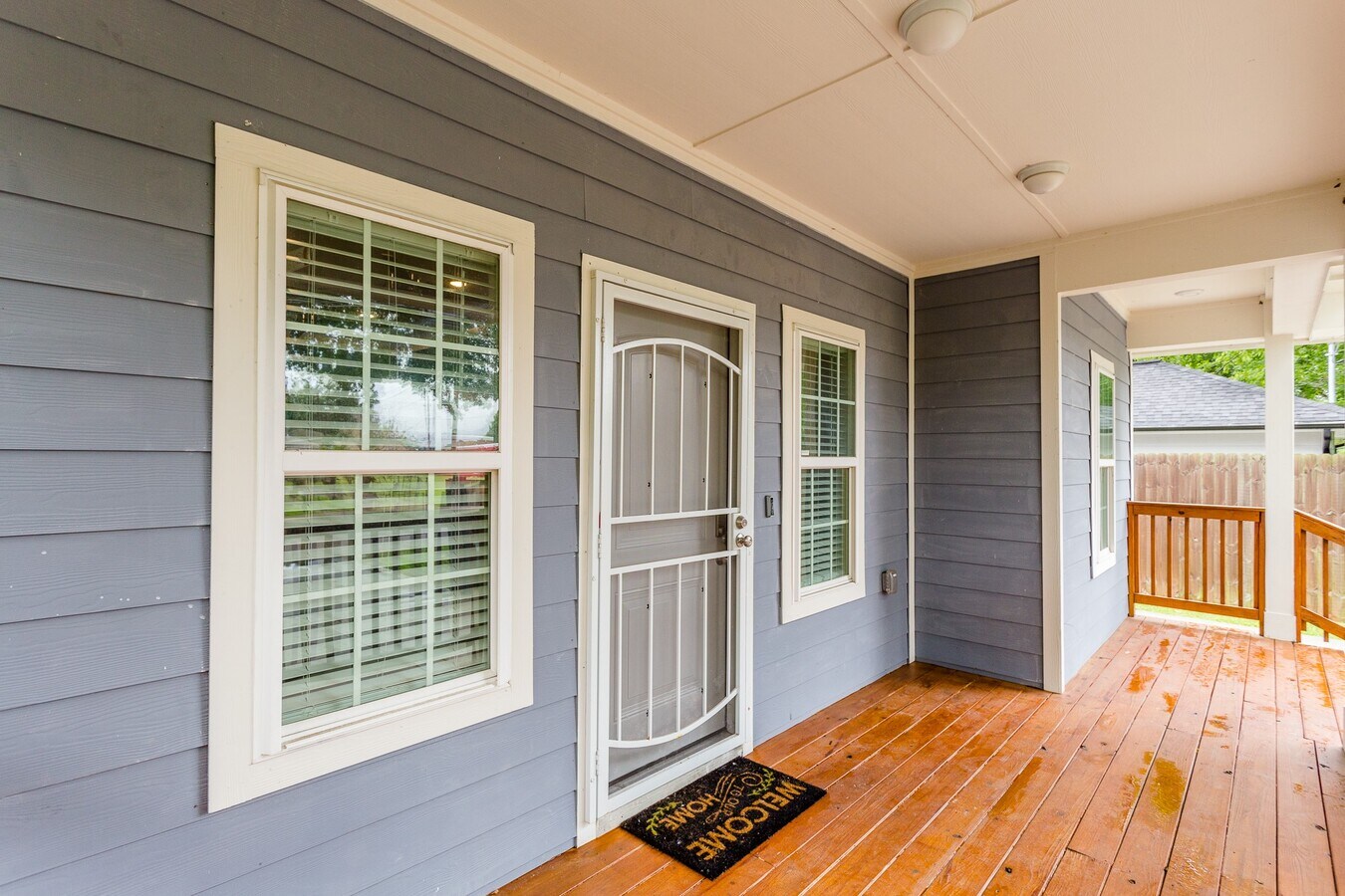 Photo - 110 Amundsen St