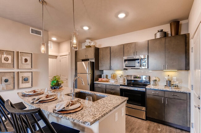 Kitchen - Avalon Red Rocks Apartments