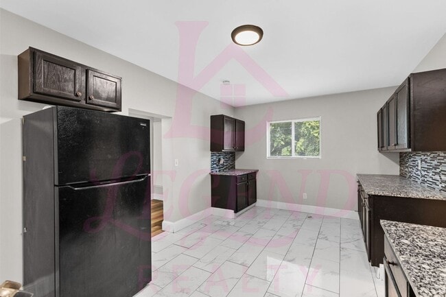 Photo - Updated 2-Bedroom Brick Home in Benton Par...