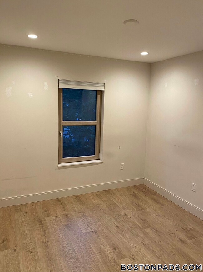 Photo - 118 Buttonwood St Unidad 3