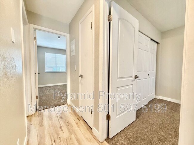 680 E Malibu Dr