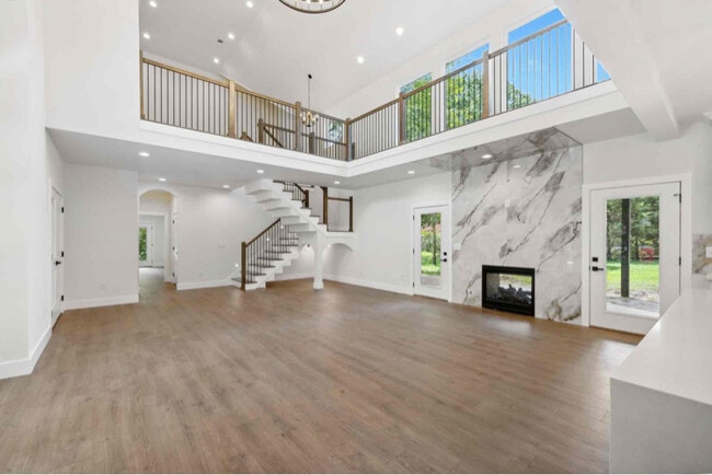 Photo - 102 Cayce Valley Dr