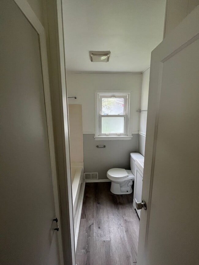 Photo - 54 Northampton St