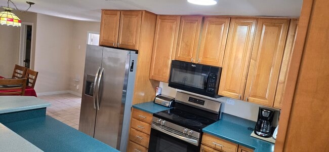 Photo - 1735 Bahama Dr