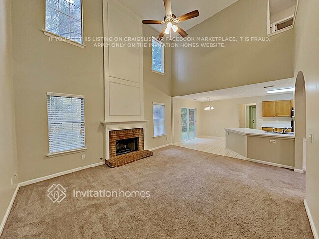 Photo - 3262 Ashgrove Ln SW