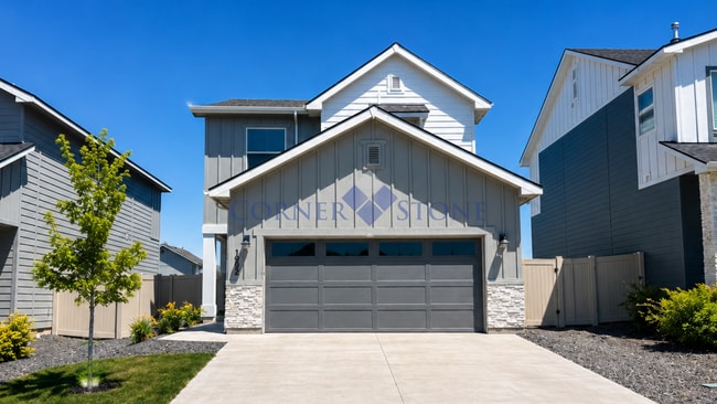 Building Photo - Like New Home in Meridian!