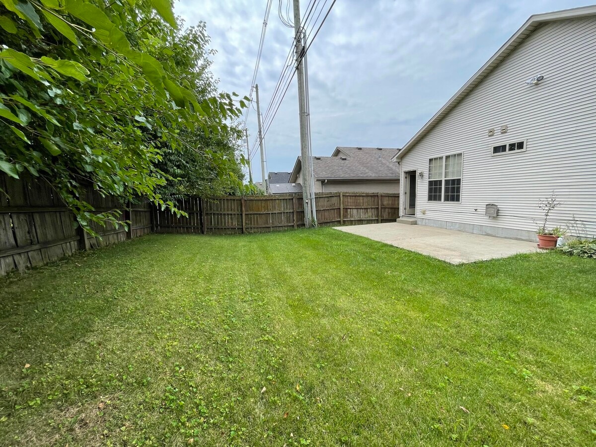 Photo - 620 Green Valley Dr