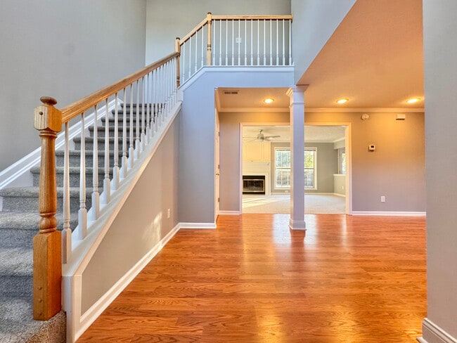 Photo - 580 Wellington Gardens Dr