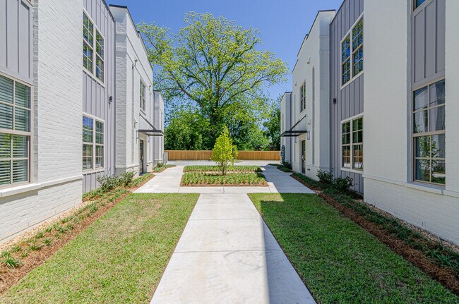Magnolia Ridge Apartments