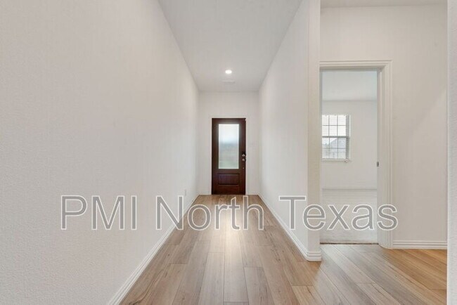 Photo - 3208 Appleton St