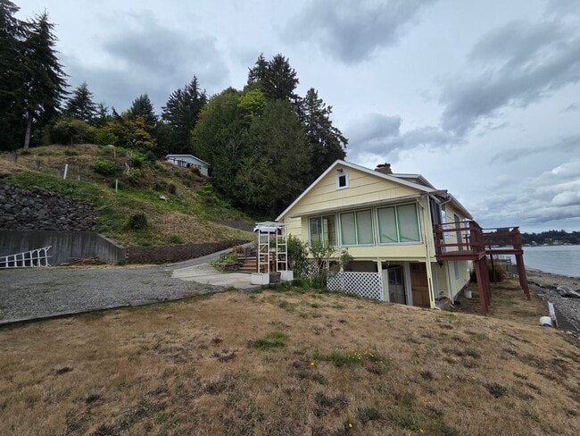 Photo - 1545 Colchester Dr E