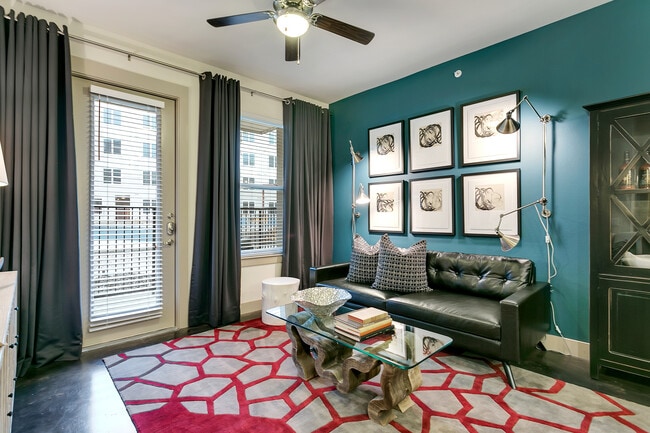 The Cayman Las Colinas