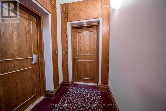 Photo - 18 Lee Centre Dr Unit PH109
