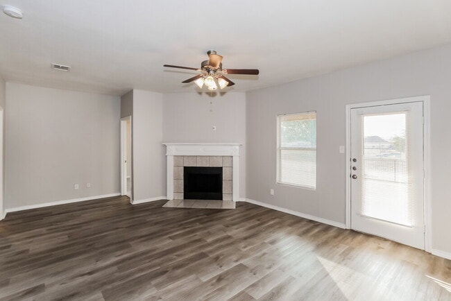 Photo - 12419 Pinestraw Rd