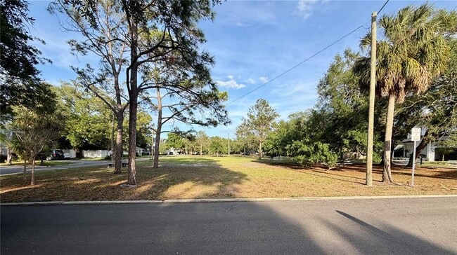 Photo - 3619 S Hesperides St