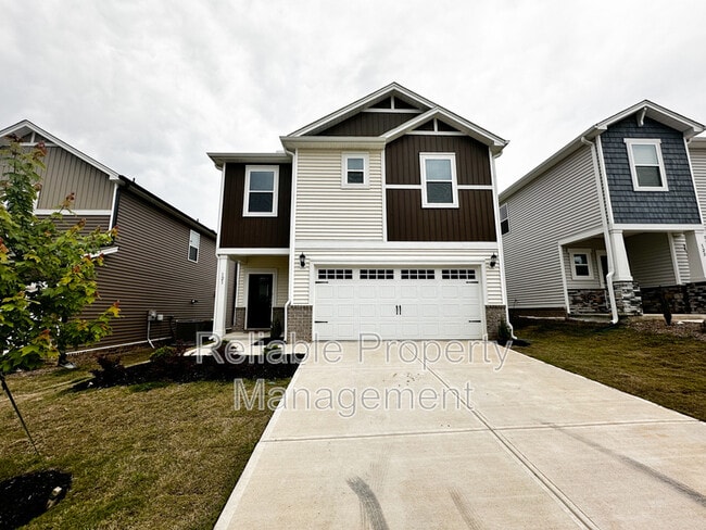 Building Photo - 121 Rushmore Ave Rental