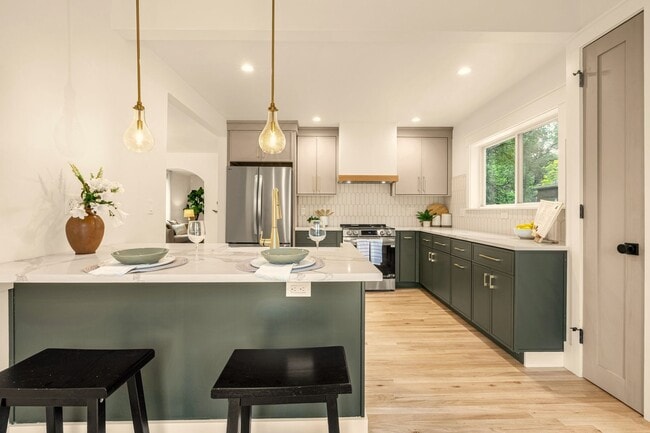 Building Photo - A Truly Rare Ivy Wild Opportunity — Modern Luxury Meets Charm