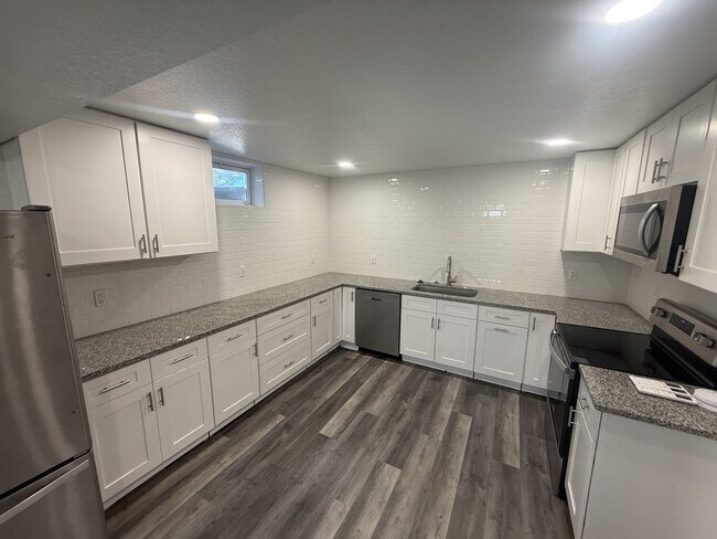 Photo - 7100 Avrum Dr Unit 7100 avrum drive basement