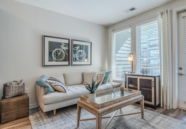 Photo - Willis Avondale Estates Apartments