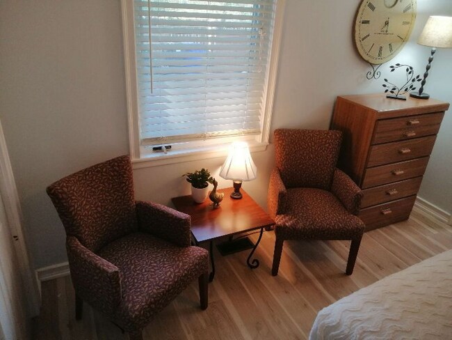 Photo - 309 Warner Milne Rd Unidad B